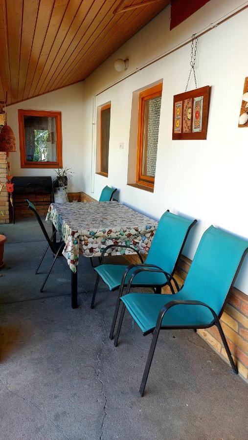 Mandula Apartman Сегед Экстерьер фото