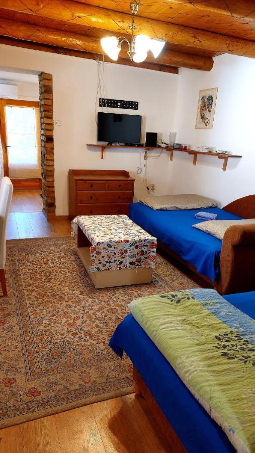 Mandula Apartman Сегед Экстерьер фото